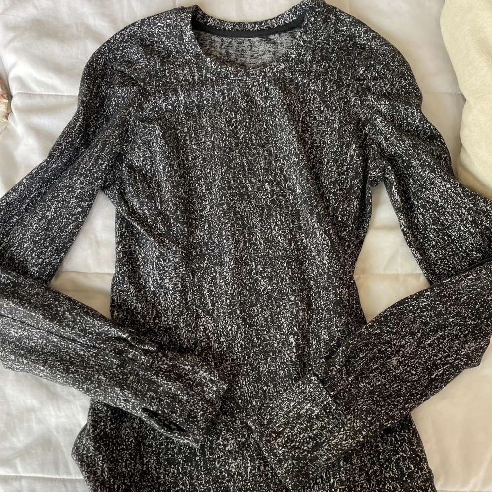 Lululemon Long Sleeve Top